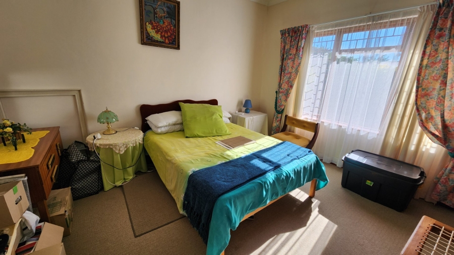 4 Bedroom Property for Sale in Bayview Western Cape